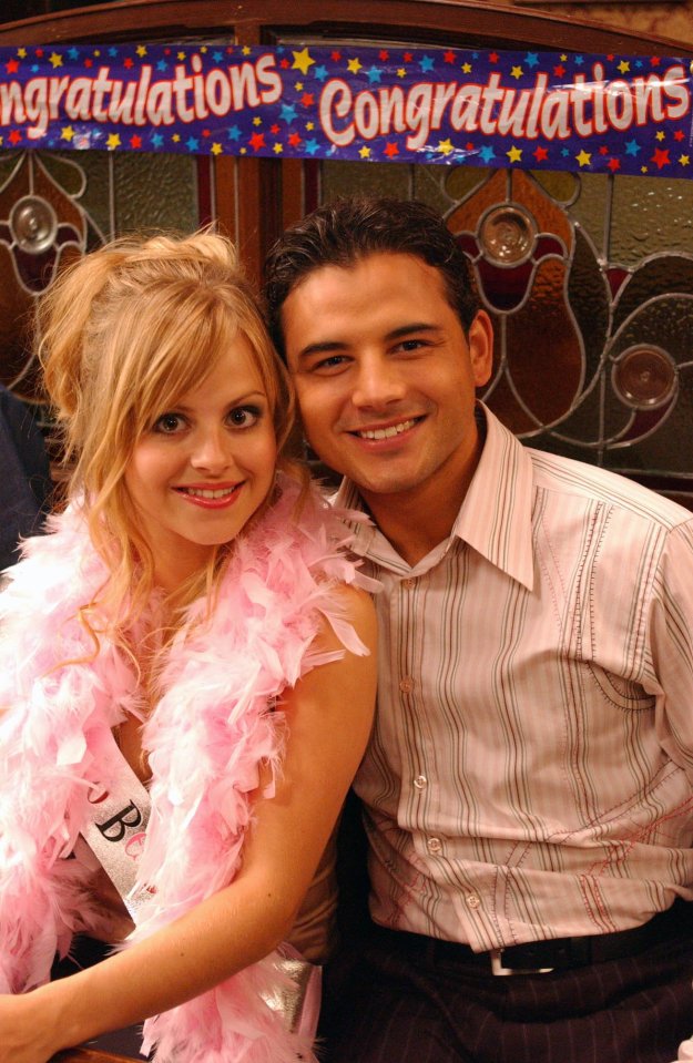 Tina and Ryan played Sarah and Jason on the soap, had a lover affair on and off screen