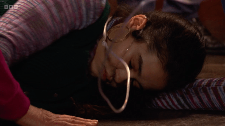 Jade collapsed tonight after dad Dean's stealth attack on her oxygen tank