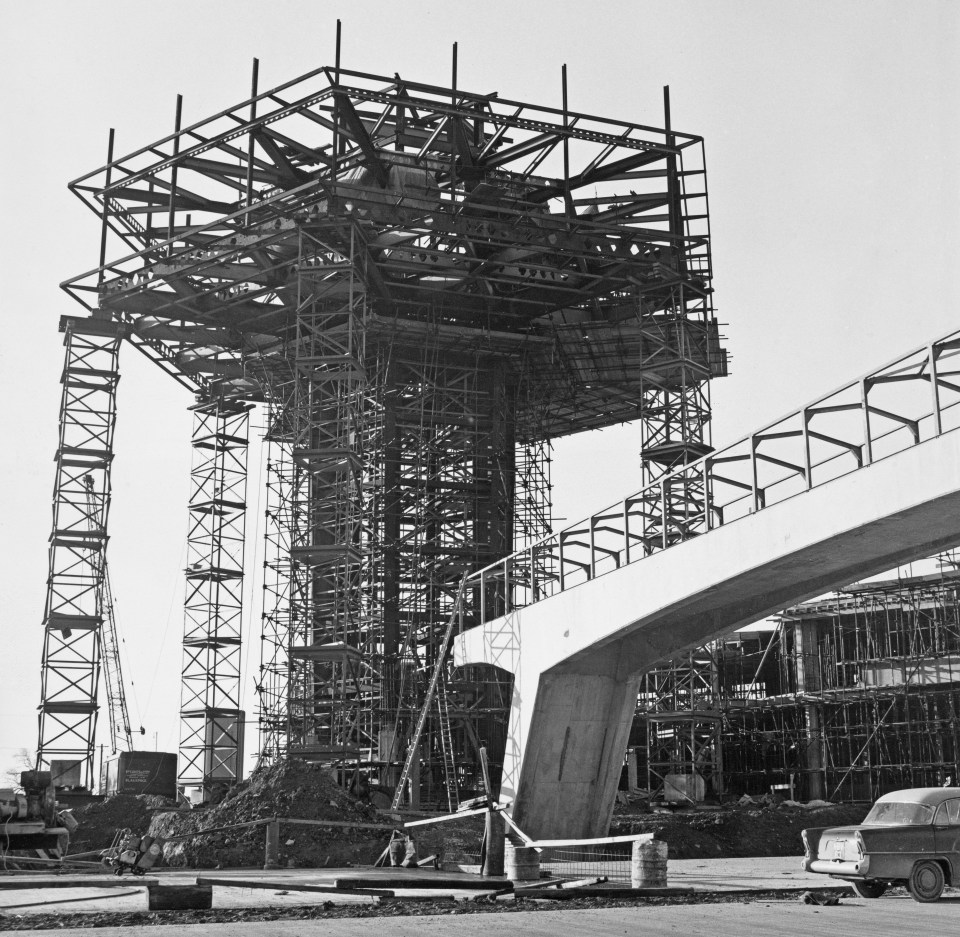 The funny looking hexagonal building was built in 1965 but was closed for to public for good in 1989