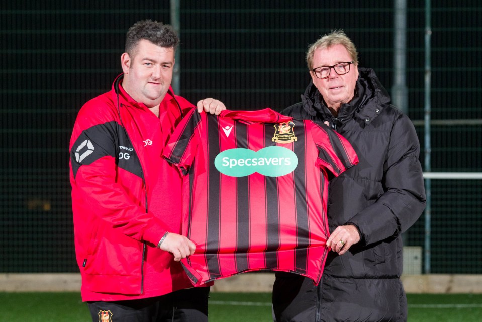 The former Tottenham boss proudly posed with a Cwm shirt