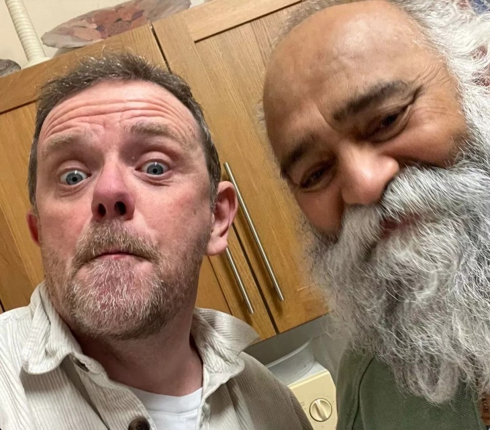 Former Emmerdale Bhasker Patel, who played Rishi Sharma, looks unrecognisable in recent snaps reuniting with his co-star Dab