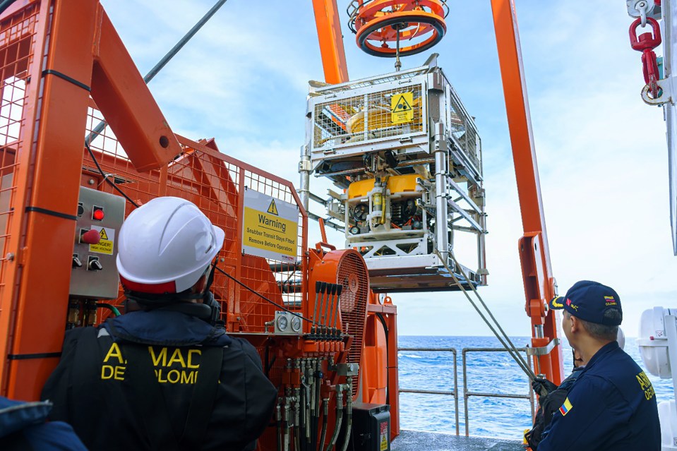 A robot is set to work at a depth of 600 meters to remove items from a legendary shipwreck