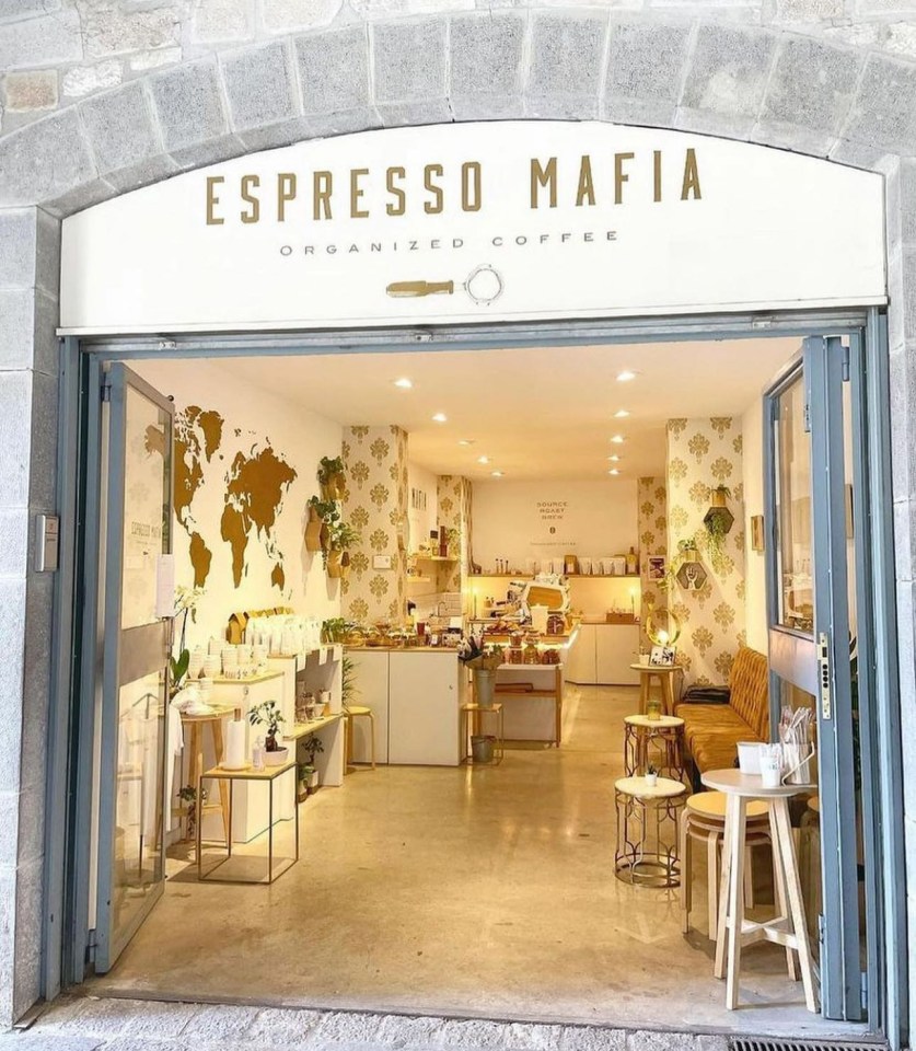 He owns Espresso Mafia in Girona