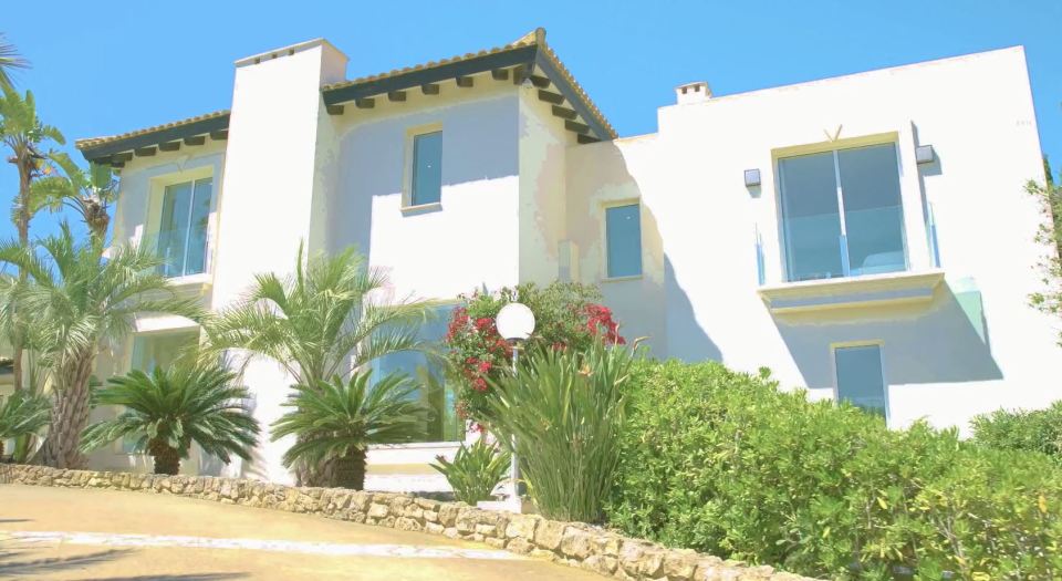 Gary owns a swanky £6.5million villa in Ibiza which has had royal visitors in the past