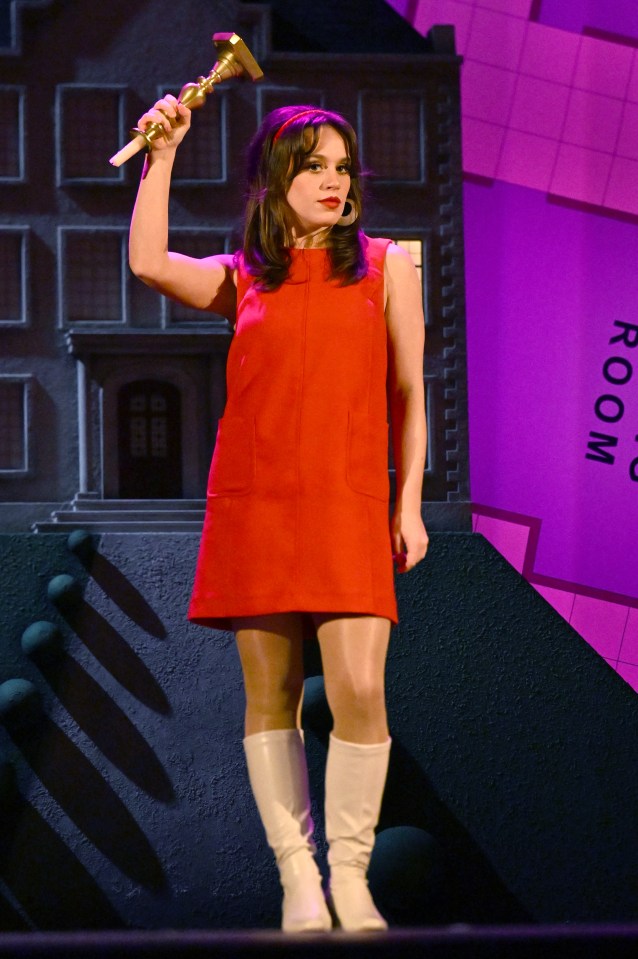 Ellie Leach on stage for her theatre show, Cluedo 2 – The Next Chapter