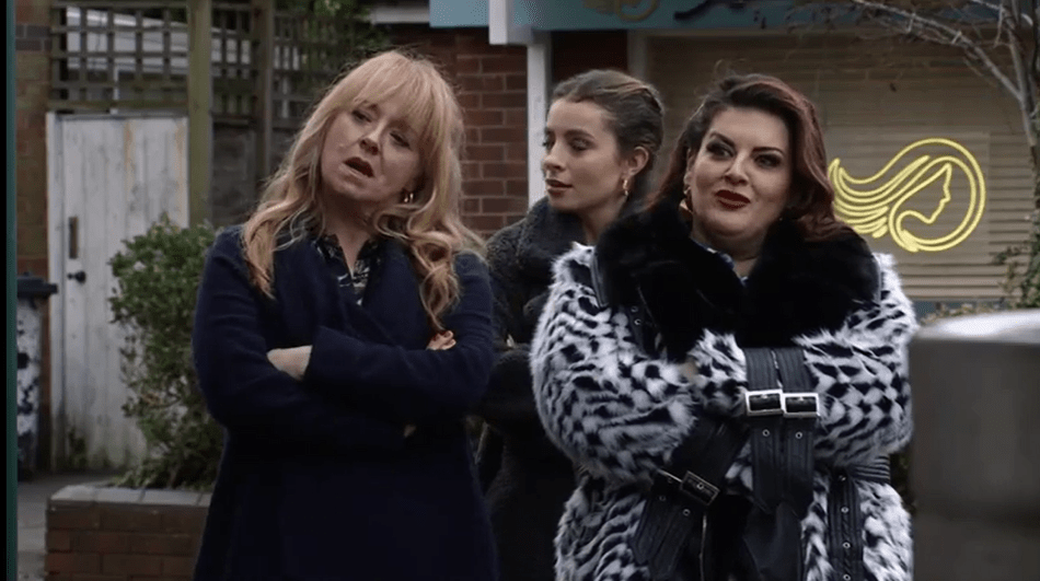 Coronation Street fan have called out something VERY strange about Weatherfield residents after a string of 'rule breaks'