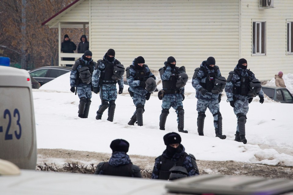 Russian security forces at the Borisov Cemetery during Alexei Navalny's funeral