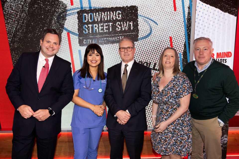 Presenter Harry Cole was joined by Sun Health Secretary DR Bhasha Mukherjee, Sir Keir Starmer, Sun Education Scretary Carrie Ann Booth and Sun Transport and Energy Secretary Grant Davis