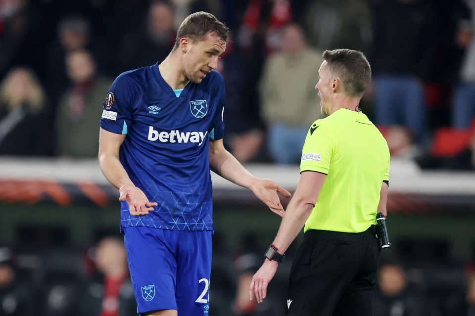 Tomas Soucek remonstrates with referee Alejandro Hernandez after his team was not awarded a penalty