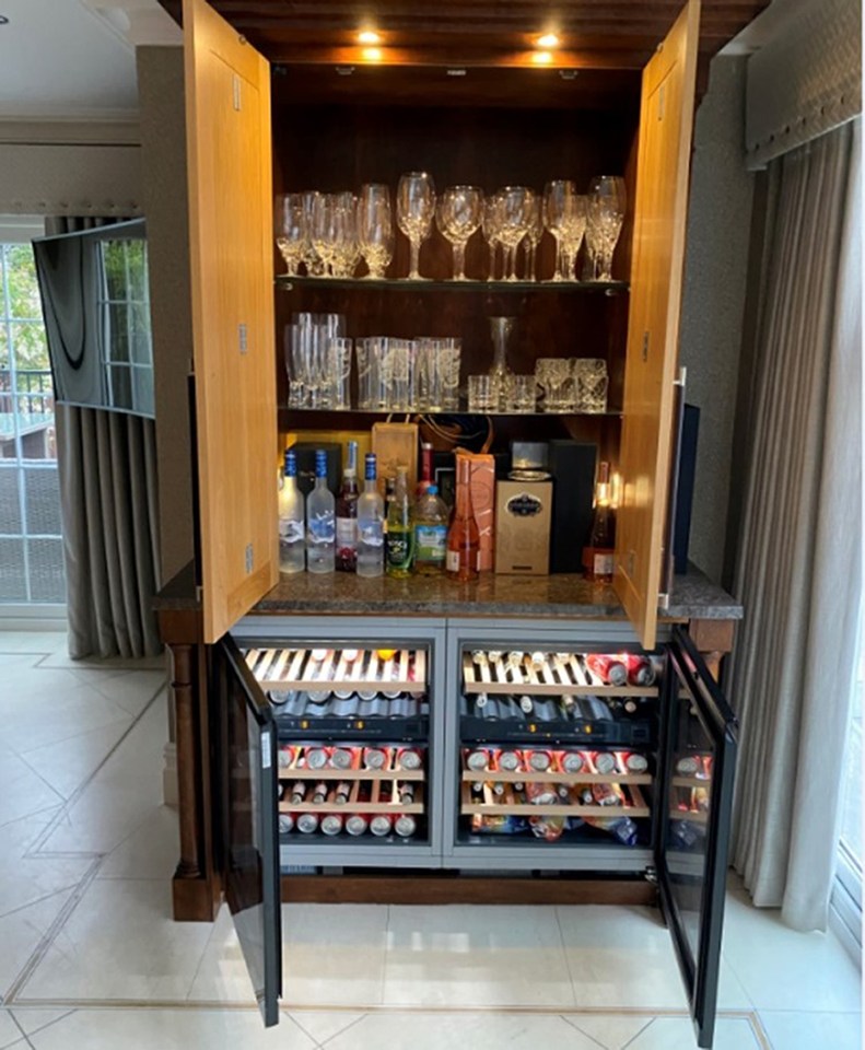 The home bar at Jonathan Cassidy’s home