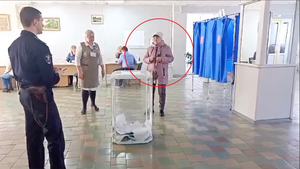 Another woman poured dye into a Russian ballot box in Borisoglebsk