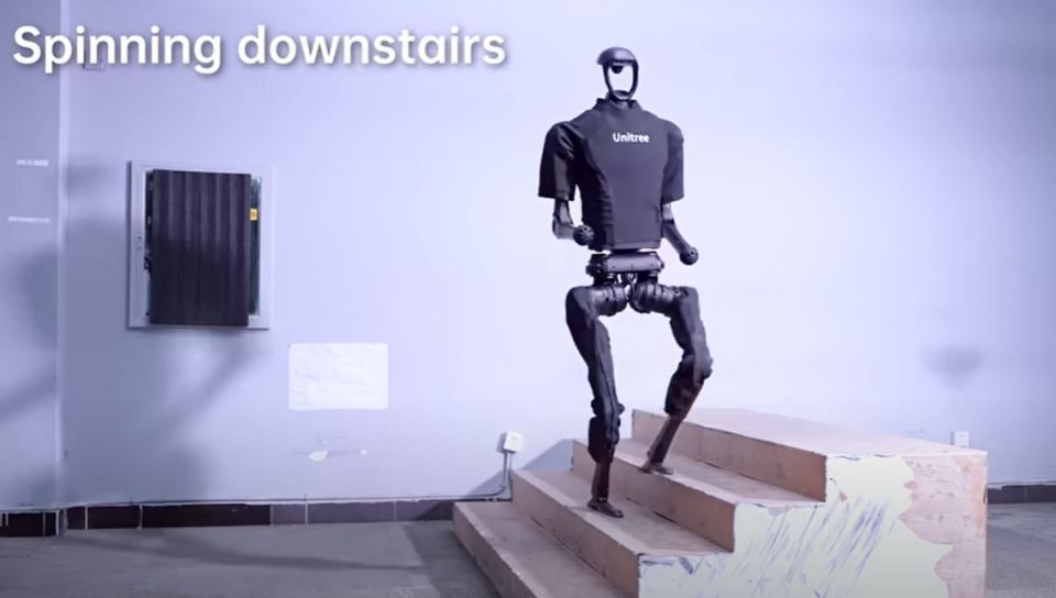 In fact, it can even 'spin' around on stairs to change direction