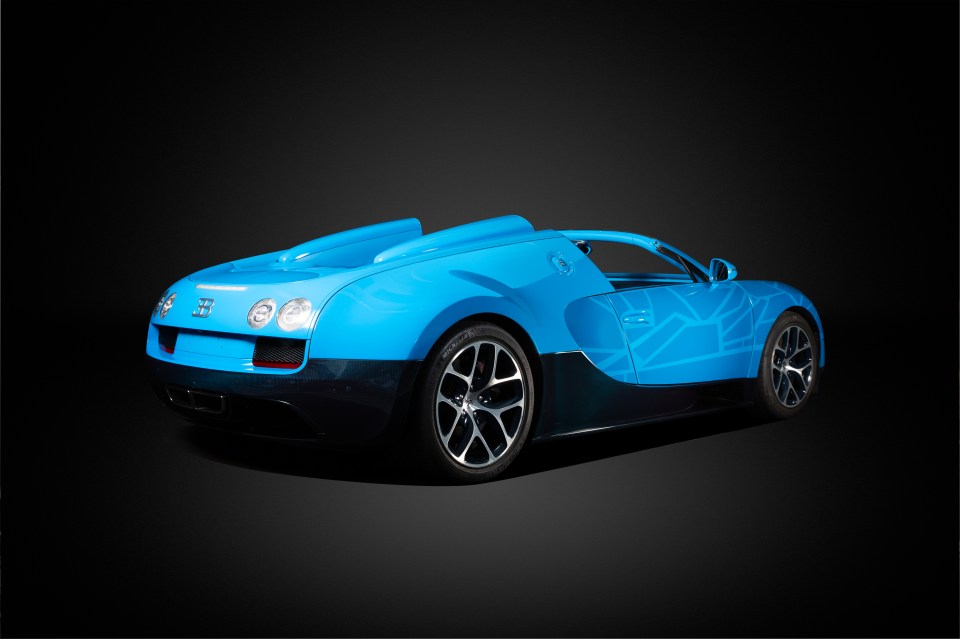 The Grand Sport Vitesse model pairs the 1,200 bhp quad-turbo W-16 engine with open-top bodywork