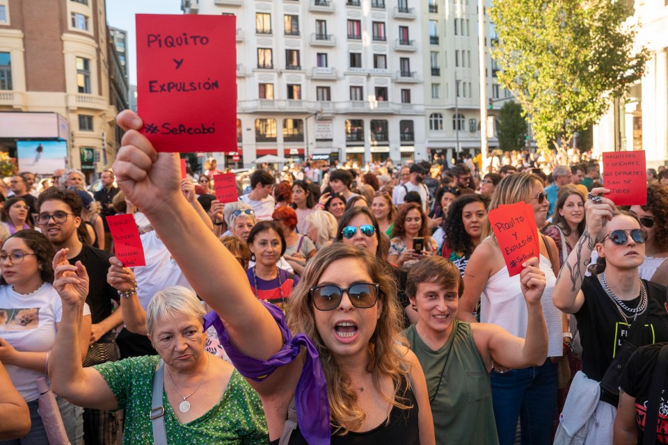 Furious demonstrations demanded the removal of Rubiales following the World Cup last year