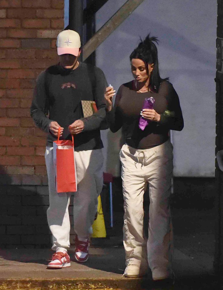 Katie Price was seen leaving her Make-up masterclass with her boyfriend JJ Slater in Bolton