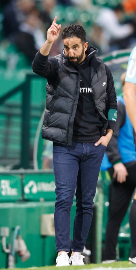 LISBON, PORTUGAL - MARCH 12: Ruben Amorim of Sporting CP gestures during the Liga Portugal Bwin match between Sporting CP and Boavista at Estadio Jose Alvalade on March 12, 2023 in Lisbon, Portugal. (Photo by Joao Rico/DeFodi Images via Getty Images)