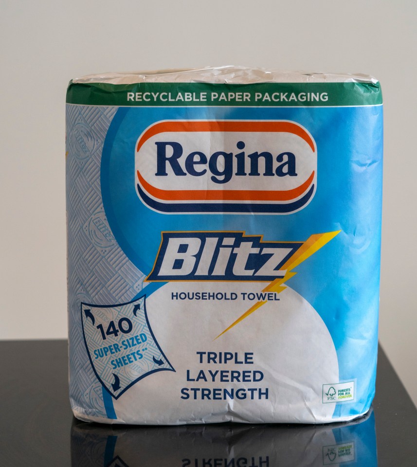 02.04.24 - Hayley Minn tests kitchen roll..Regina Blitz towel.