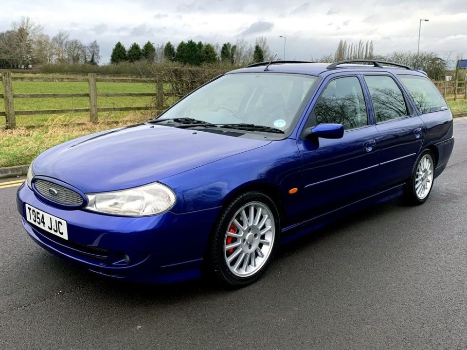 This iconic Ford Mondeo ST200 Estate could be yours for a bargain price