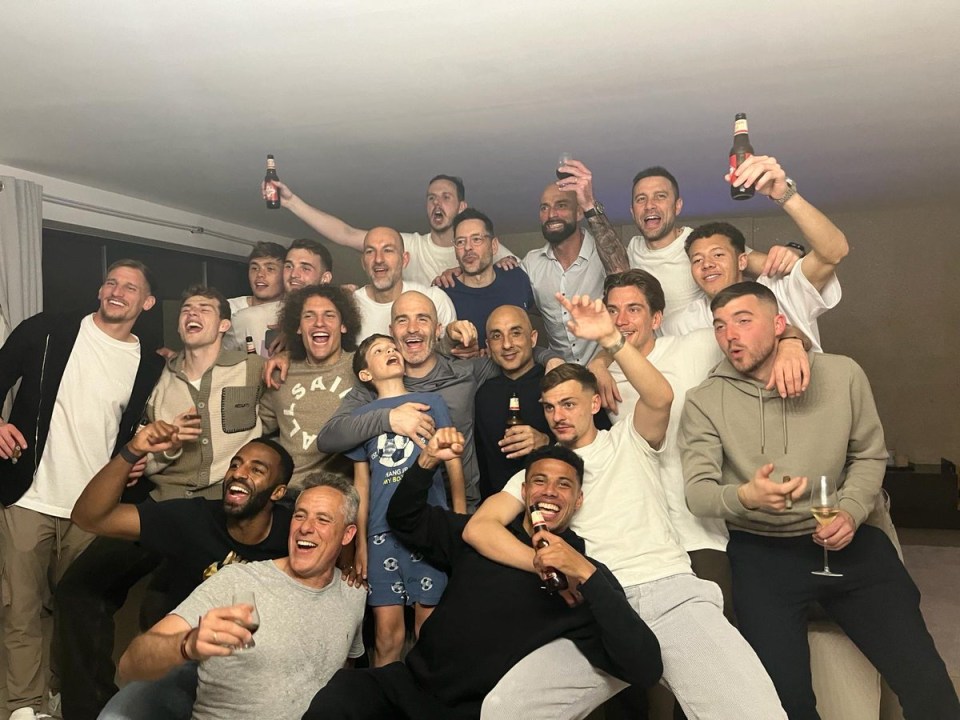 Players and staff raised a toast at boss Enzo Maresca’s house