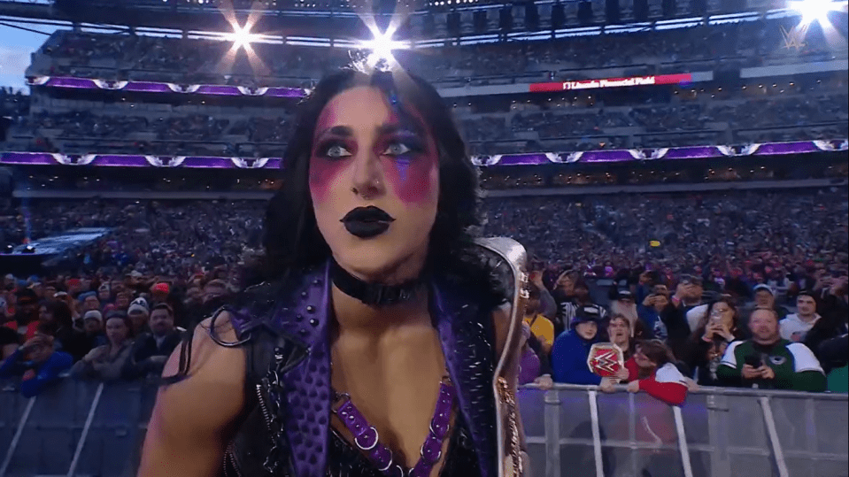 Ripley also donned a pair of eye contacts for her match against Becky Lynch