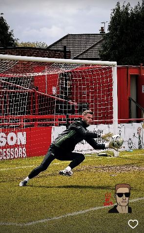 De Gea posted a message on Instagram, saying: 'I'll be back'