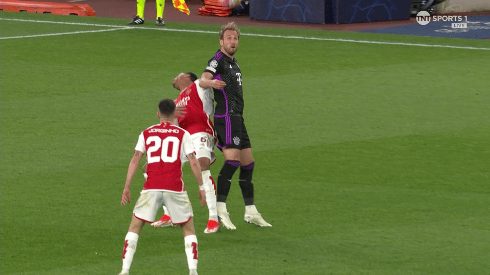 The Bayern Munich striker was only given a yellow for the foul