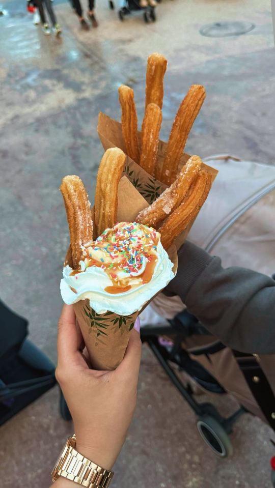 The family enjoyed some churros