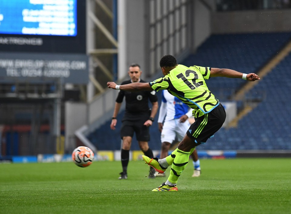 Jurrien Timber scored a stunner on his return to football