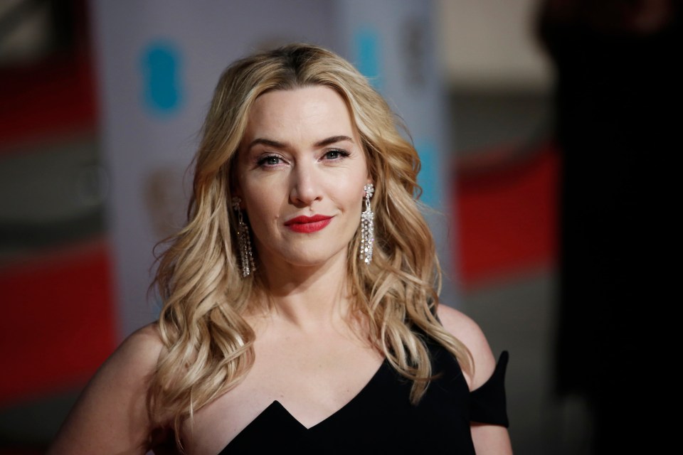 Kate Winslet's wavy locks keeps her hair looking full