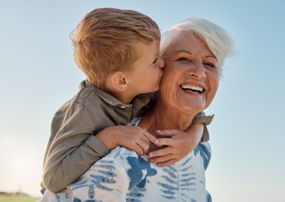 Being hugged may help reduce pain, depression and anxiety in adults and children