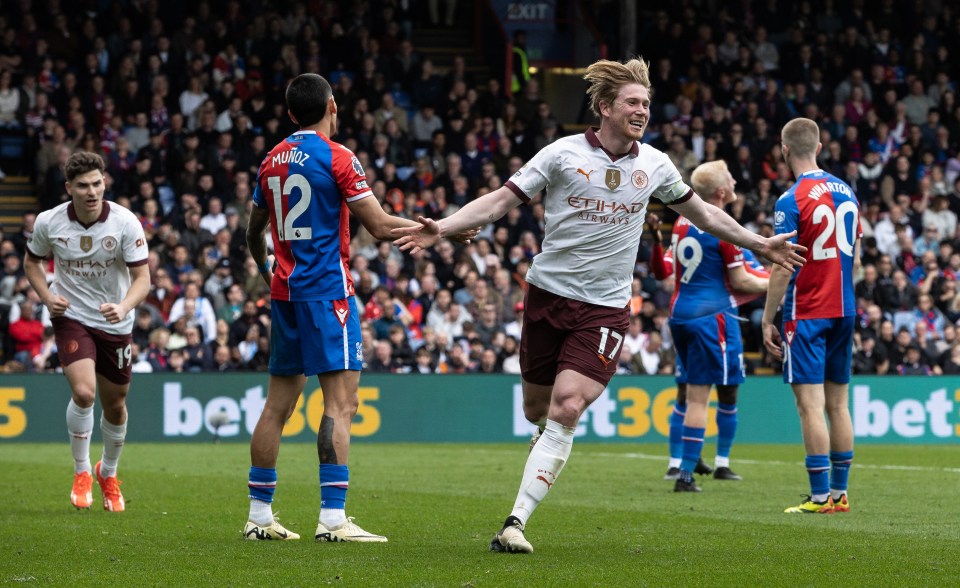 Kevin De Bruyne turned it on to help Man City keep pace with the title race in a win over Crystal Palace