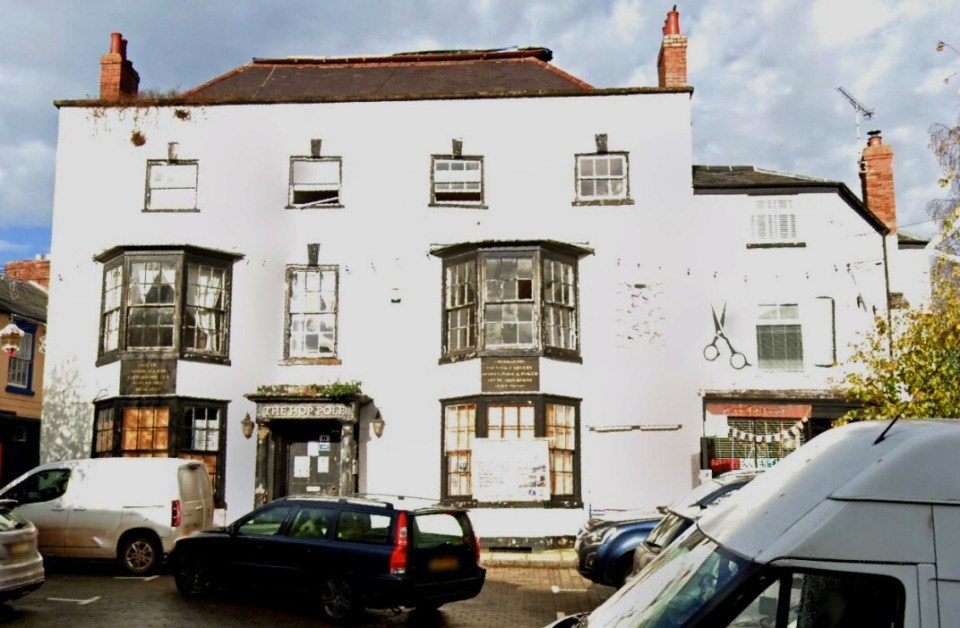 The Hop Pole Hotel has now gone up for sale with Savills