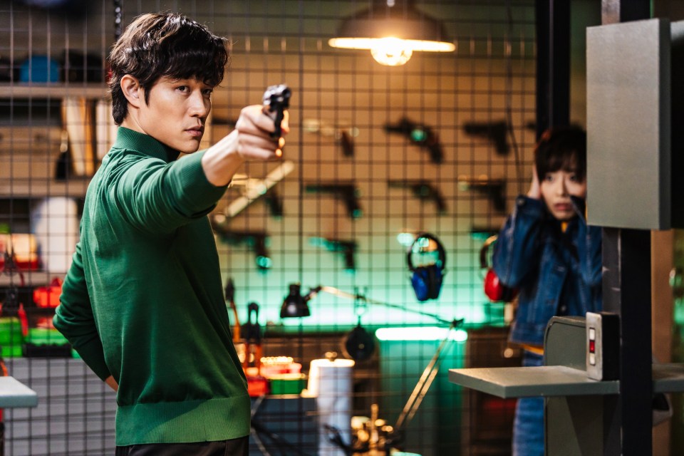 City Hunter starring Ryohei Suzuki as Ryo Saeba and Misato Morita as Kaoru Makimura, will be on screens soon