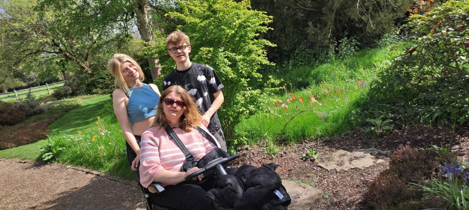 The family at Nyman Gardens in West Sussex the Sunday before Cecilia passed away