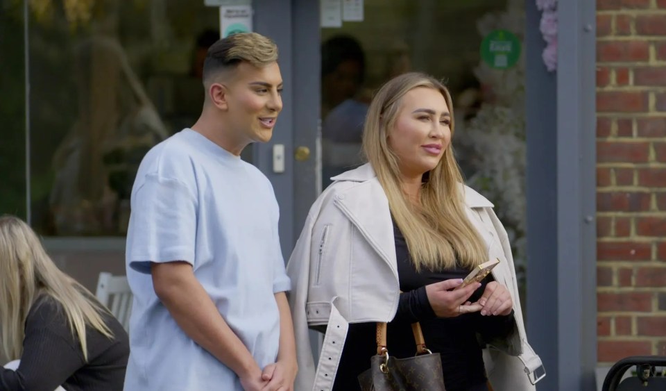 Lauren Goodger steps in to defend her friend