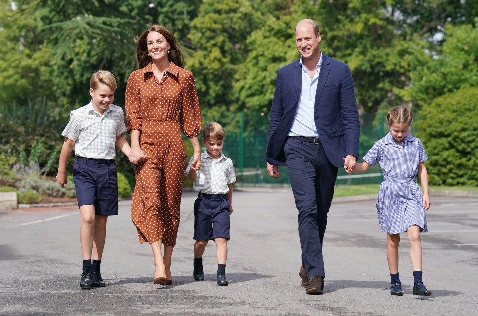 Kate and William do the school run and opted for a very private school in Berkshire