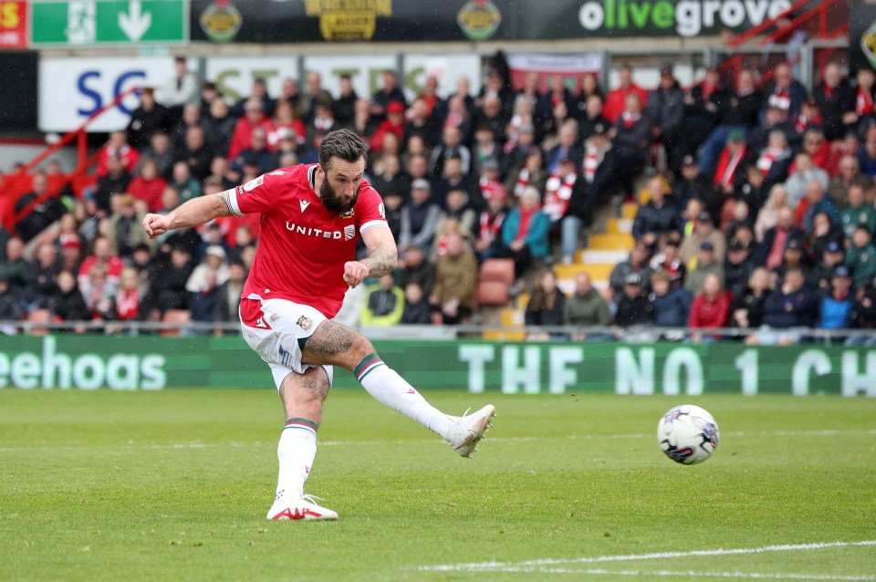 Palmer helped Wrexham achieve successive promotions