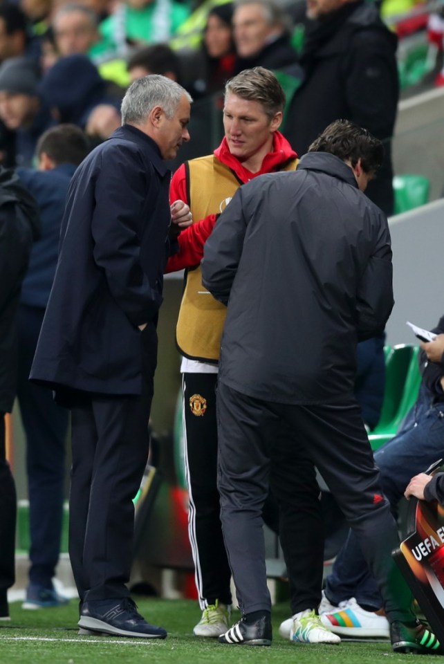 SAINT-ETIENNE, FRANCE - FEBRUARY 22:  Bastian Schweinsteiger of Manchester United speaks with Jose Mourinho, manager of Manchester United on the touchline during the UEFA Europa League Round of 32 second leg match between AS Saint-Etienne and Manchester United at Stade Geoffroy-Guichard on February 22, 2017 in Saint-Etienne, France.  (Photo by Christopher Lee/Getty Images)