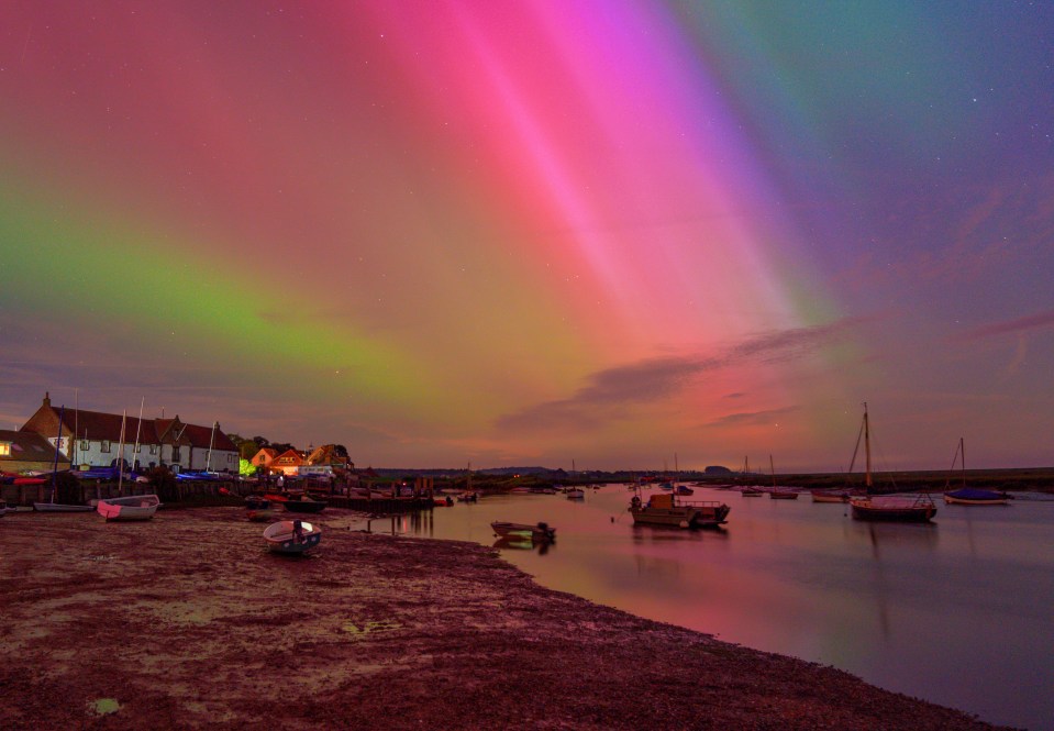 "Lingering effects" may see the aurora persist into Monday night and early Tuesday morning, the Met Office said