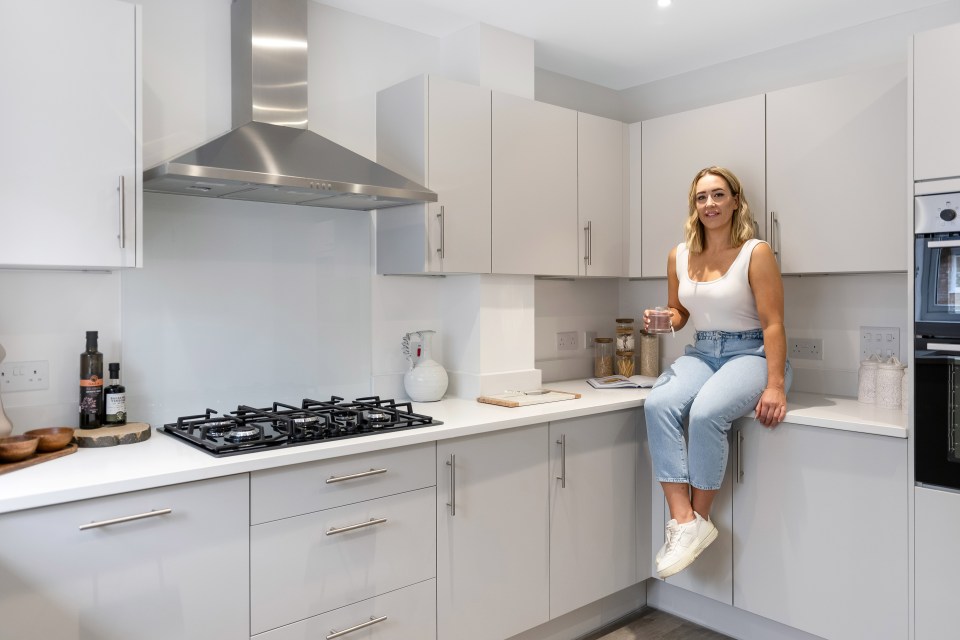 Leanne bought her first home at 37 for £465,000 using an 'underrated' property scheme