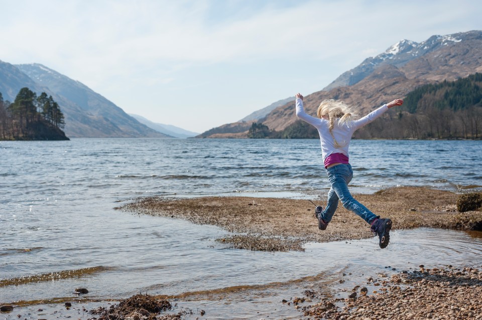 For water sports fanatics, there's kayaking paddleboarding available at Loch Shiel, as well as boat hire