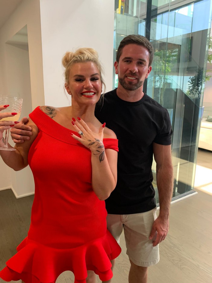 The former Atomic Kitten star got engaged four years ago and planned to marry Ryan in Las Vegas