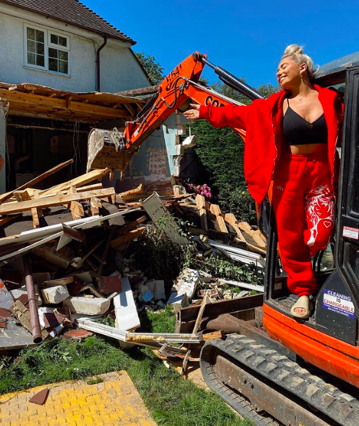 Saffron began the building work on her Brighton home in August 2021