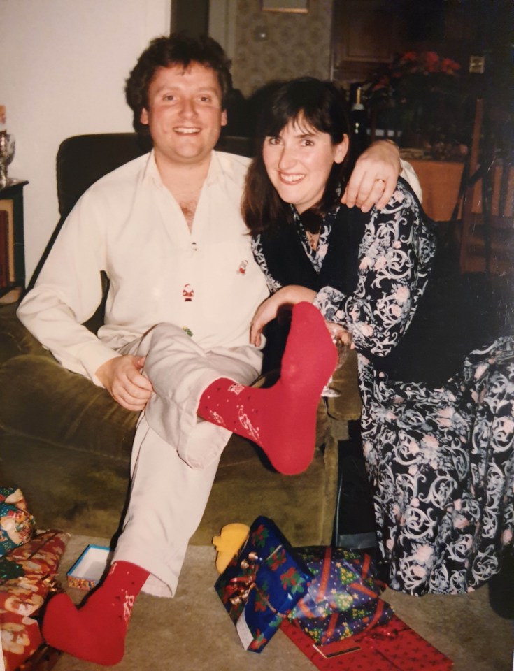 Amanda Patton with her brother Simon Cummings, who was infected with HIV through his treatment for haemophilia and died in 1996 aged 38