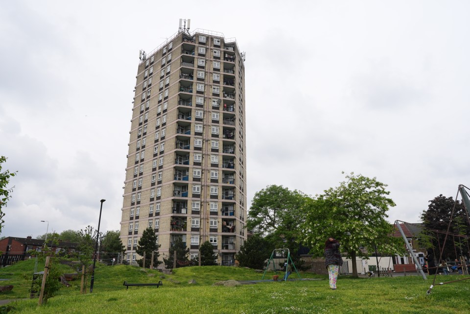 A five-year-old boy has fallen to his death at Jacobs House New City Road, East London