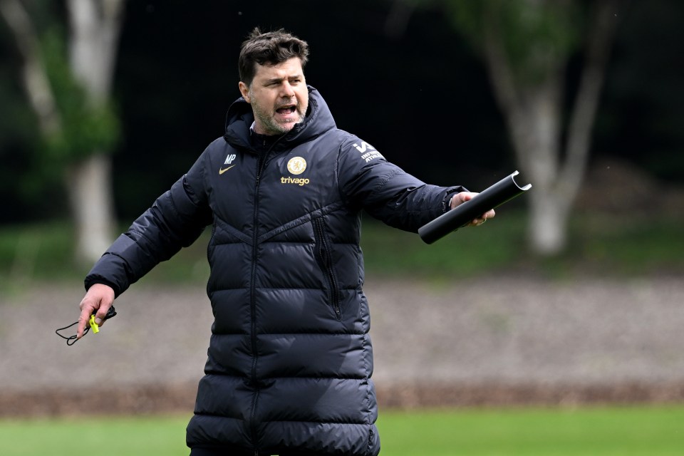 Pochettino tells supporters 'the truth' when they stop to chat