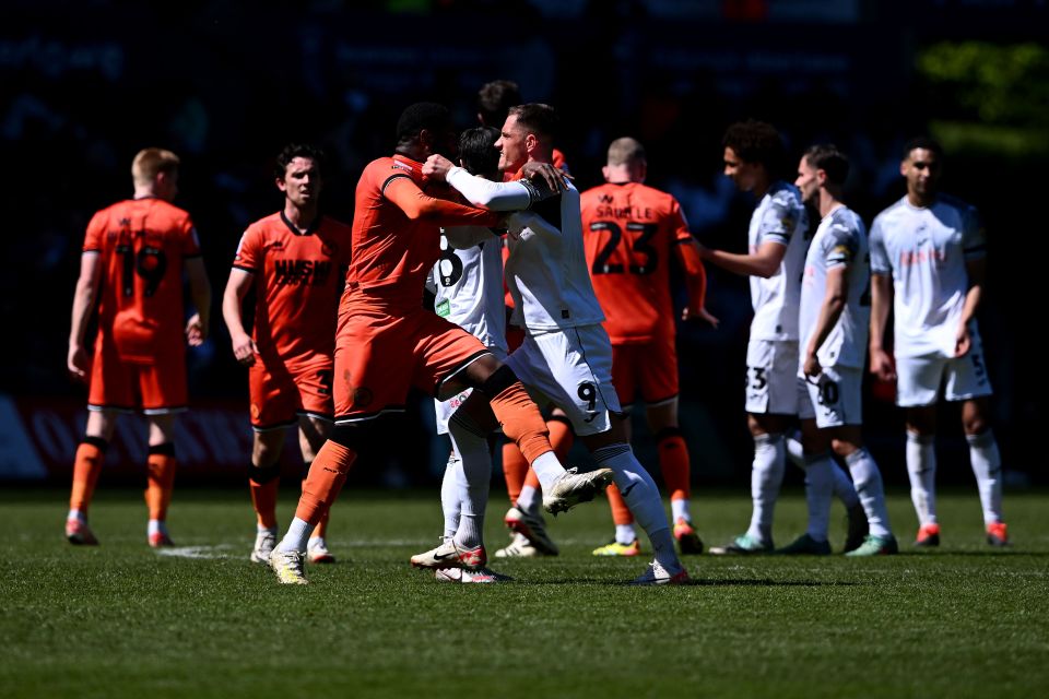 Japhet Tanganga and Jerry Yates clashed and were both sent off