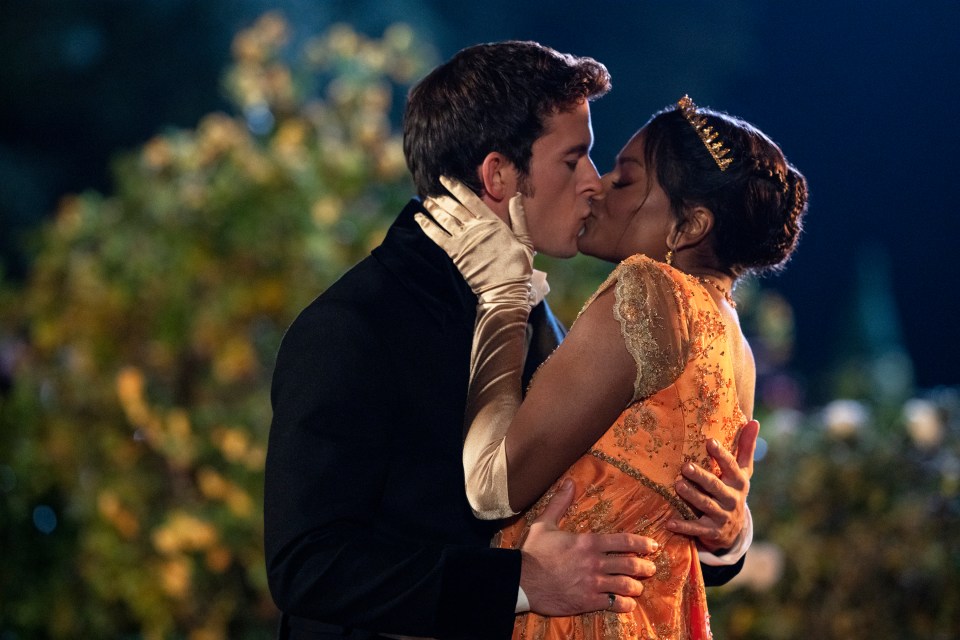 Jonathan Bailey as Anthony Bridgerton, Simone Ashley as Kate Sharma