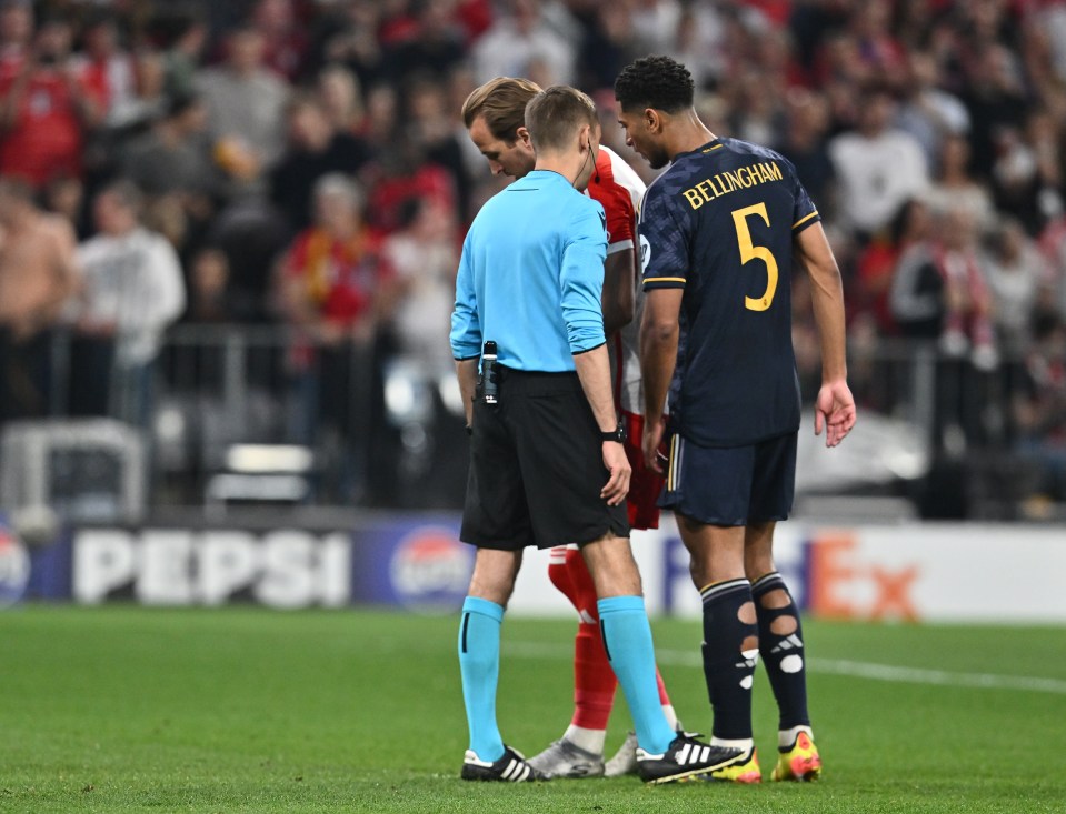 Bellingham approached Kane before his penalty against Real Madrid