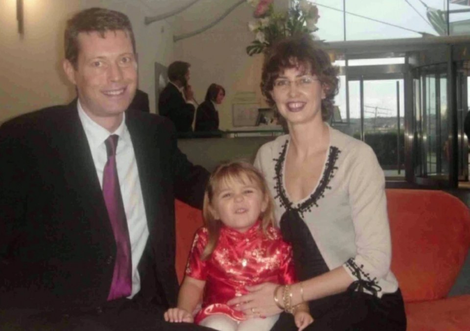 Paul Summers who died as a result of a hepatitis C infection and had his HIV diagnosis withheld from him by his doctor, pictured with his daughter Tia and wife Monica Summers